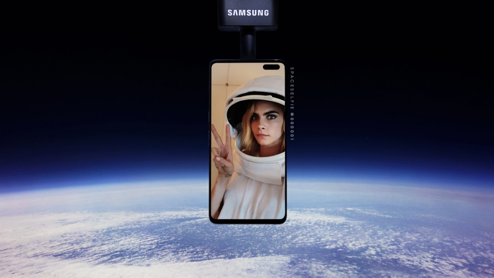 Samsung-SpaceSelfie