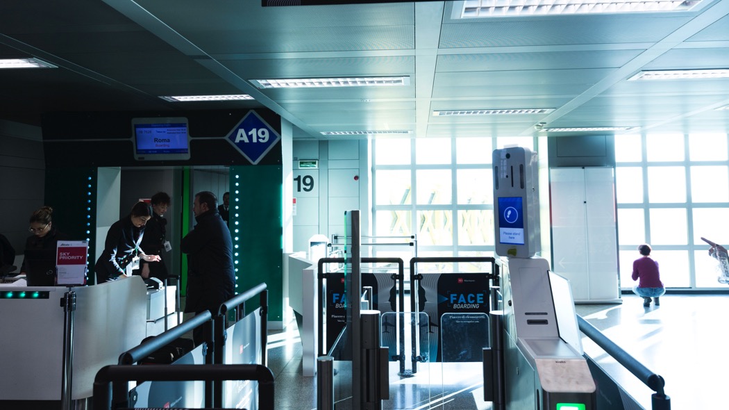 Riconoscimento facciale all'aeroporto di Linate (foto Sea, febbraio 2020)