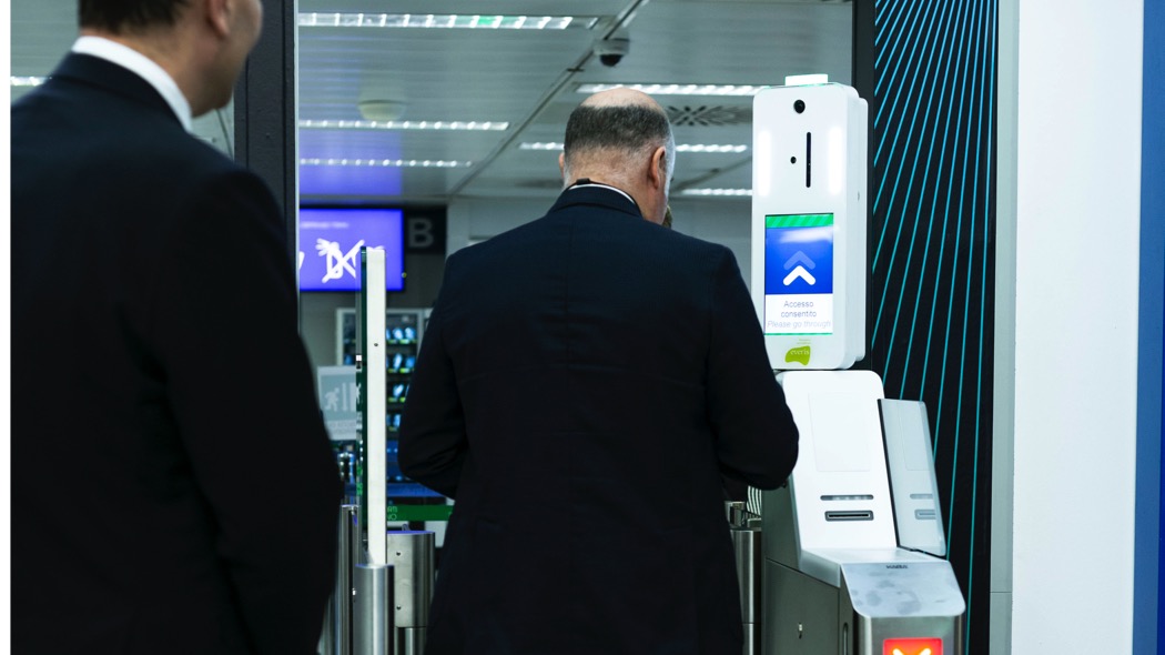 Riconoscimento facciale all'aeroporto di Linate (foto Sea, febbraio 2020)