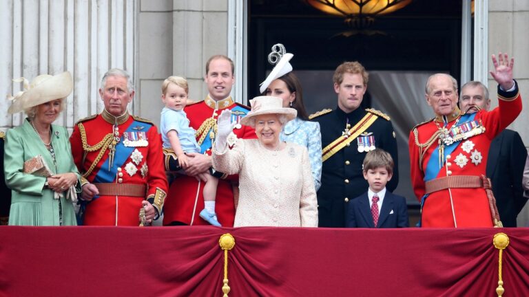 Cosa accadrà alla monarchia inglese dopo la morte della regina Elisabetta
