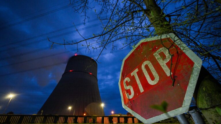 Nucleare, la Germania dice addio tra le polemiche